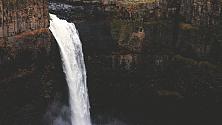Bild av ett vattenfall